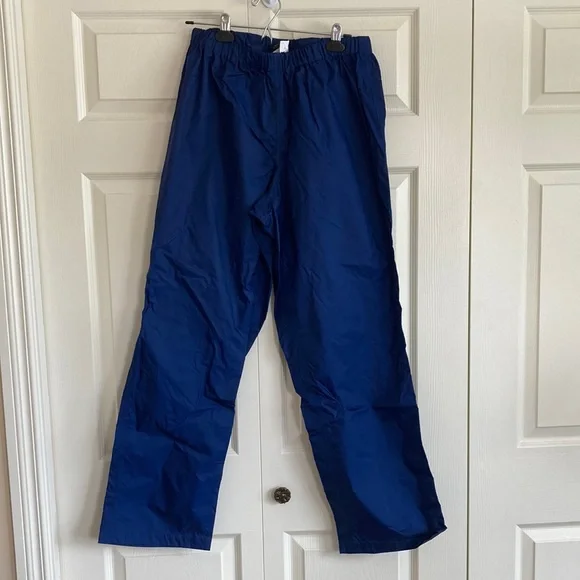 MEC Pants Vintage Mec Rain Pants In Excellent Condition Poshmark
